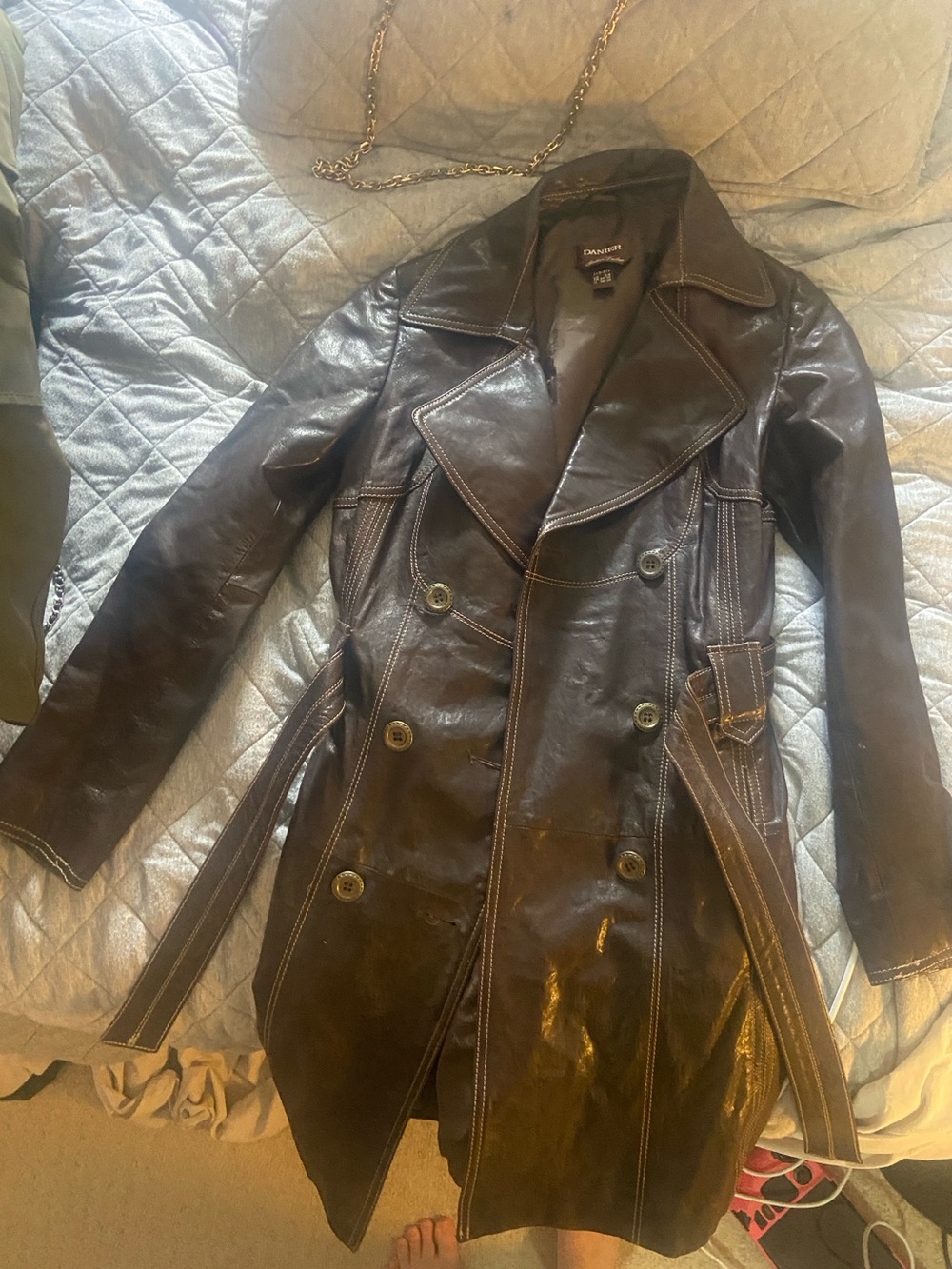 Danier Women's Dark Brown Leather Trench Coat with Contrast Stitching